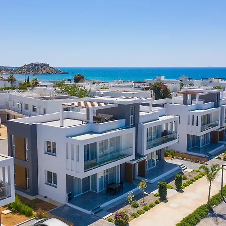 아파트 Emerald Seaside At Four Seasons *