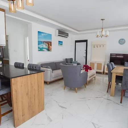 Emerald Seaside At Four Seasons Apartment Boghaz