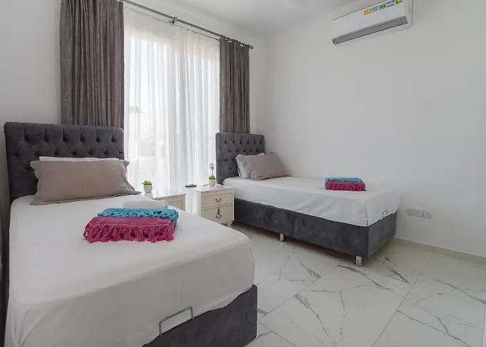 Emerald Seaside At Four Seasons * Boghaz