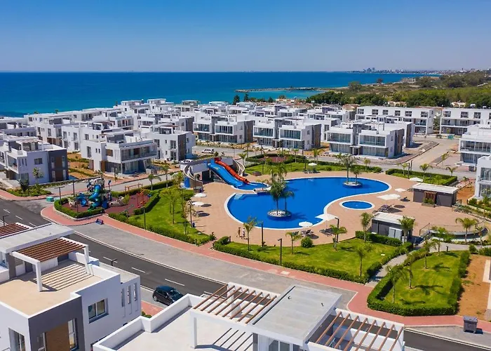 Emerald Seaside At Four Seasons Appartement *