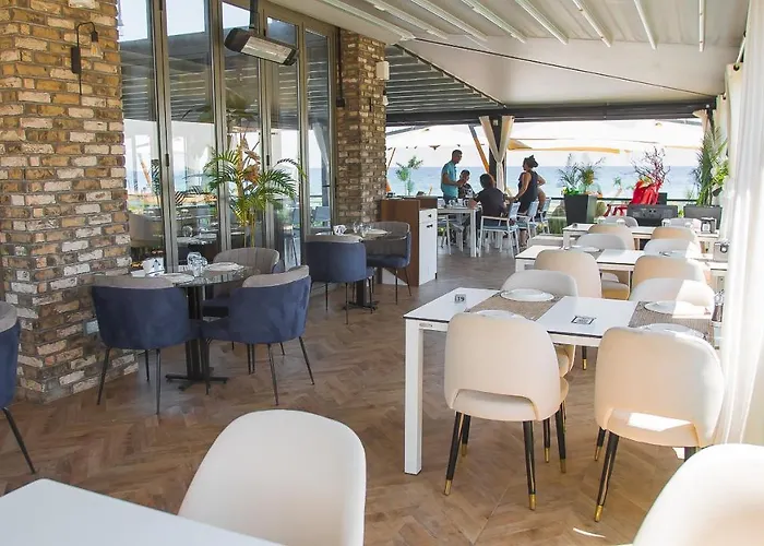 Emerald Seaside At Four Seasons Appartement *